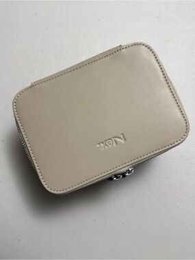 MEET NEX Vegan Leather Packing Cube Size Small